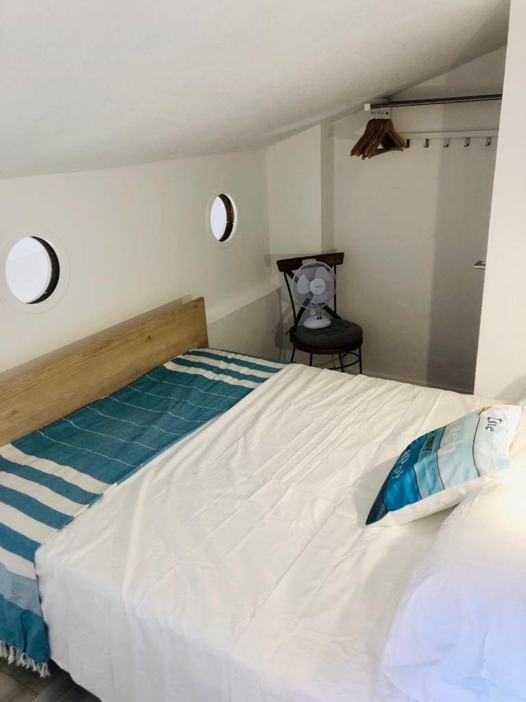Stylish Studio Close To Beach In Residence With Pool Нарбонн Екстер'єр фото