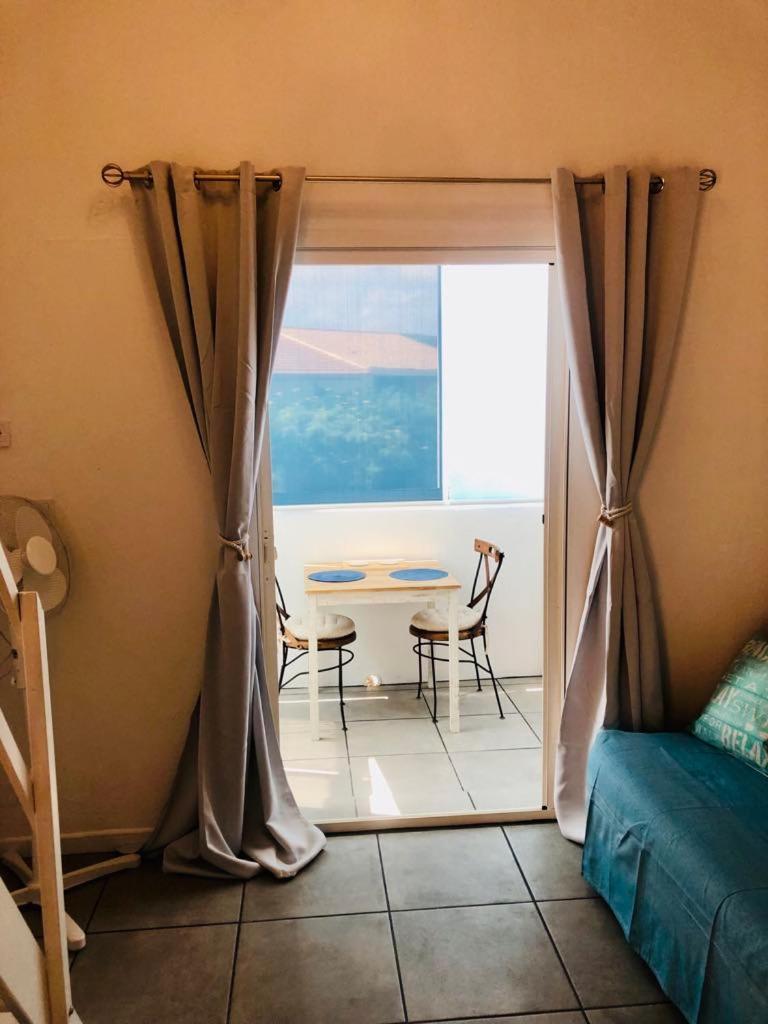 Stylish Studio Close To Beach In Residence With Pool Нарбонн Екстер'єр фото